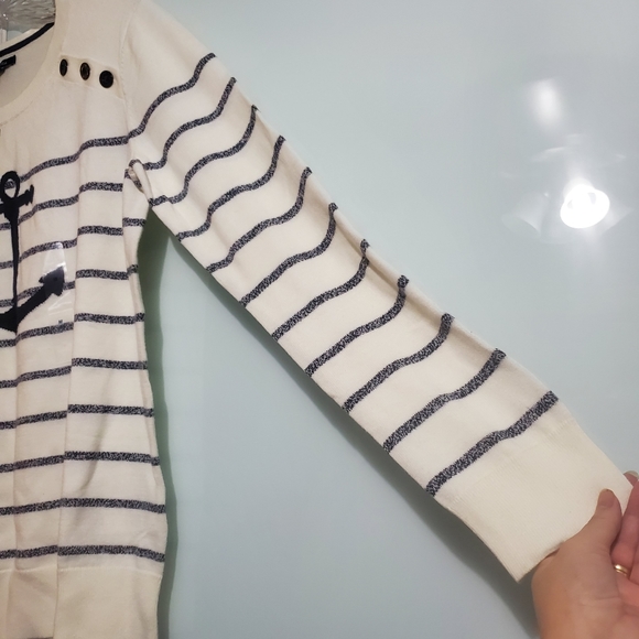 Nautica Sz M BNWT Long Sleeve Sweater - Picture 4 of 15